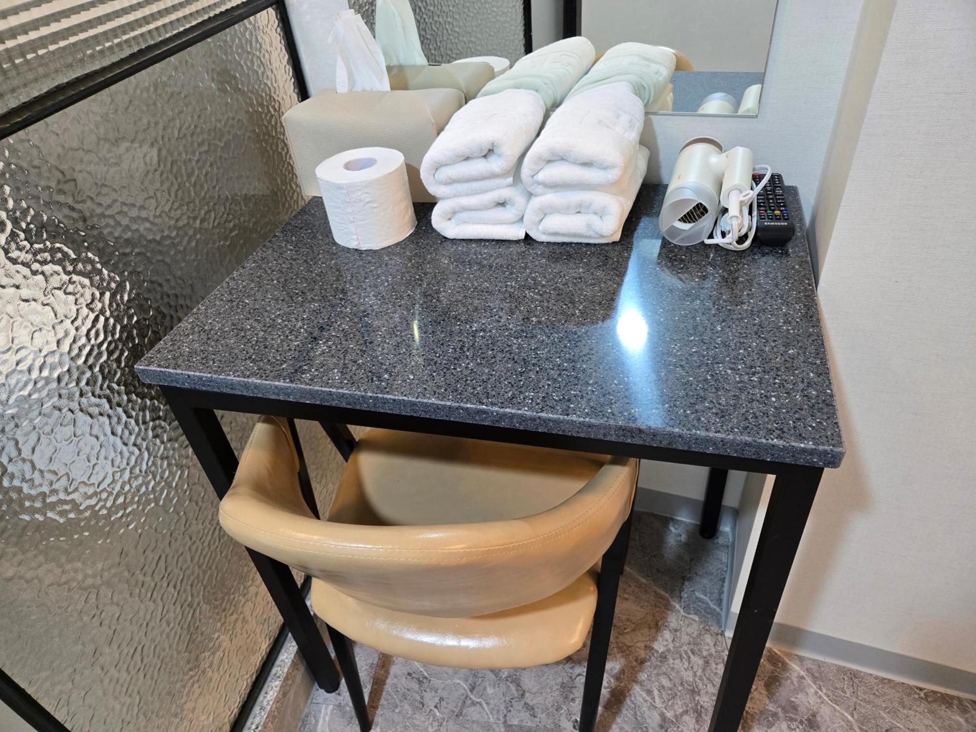 K-Stay Guesthouse Dongdaemun Сеул Номер фото